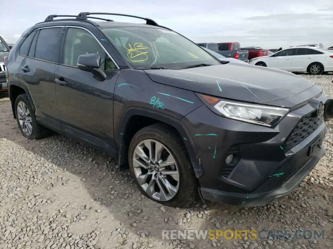 1 Photograph of a damaged car JTMA1RFV4KD030784 TOYOTA RAV4 2019