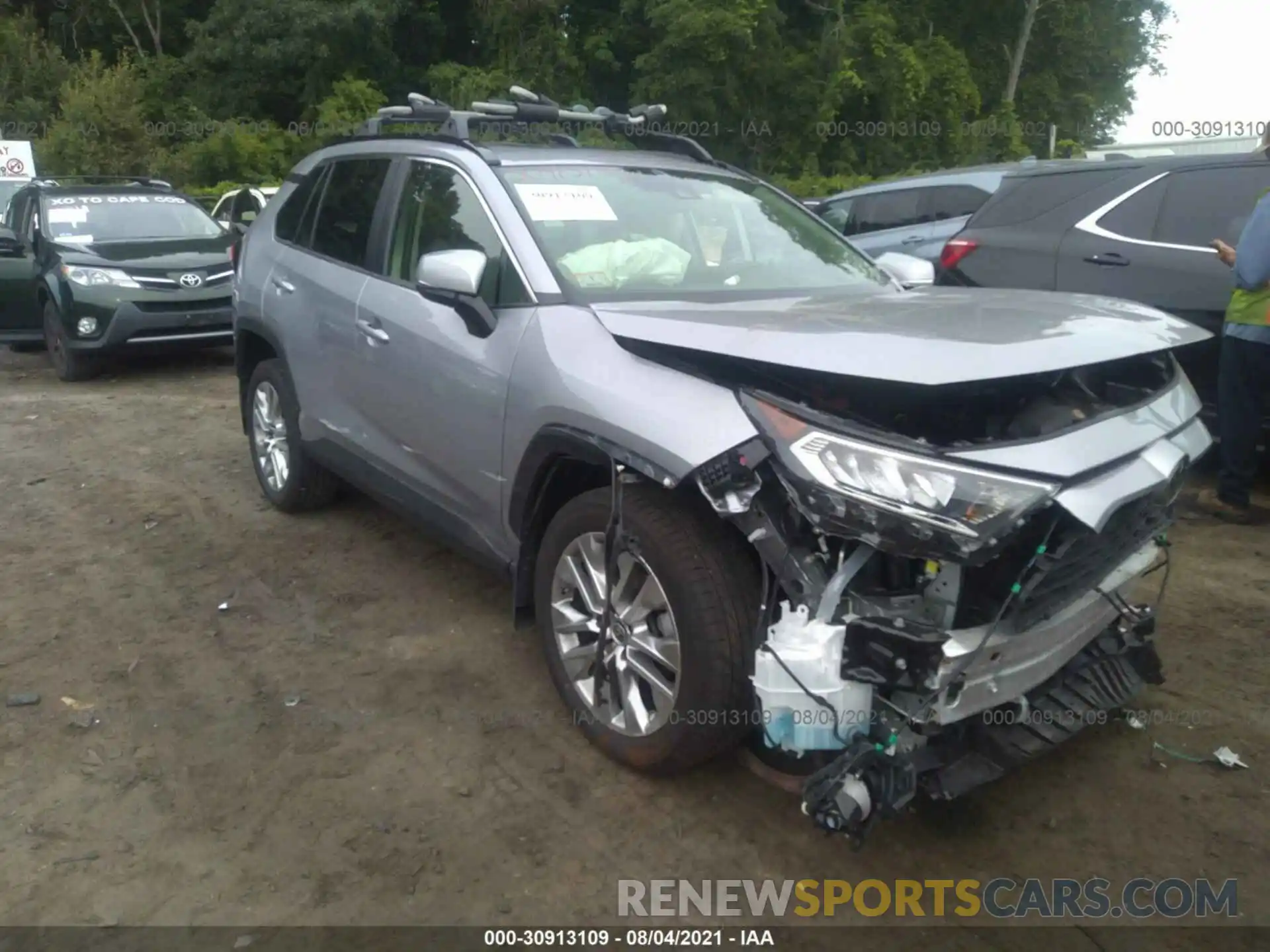 1 Photograph of a damaged car JTMA1RFV4KD041686 TOYOTA RAV4 2019