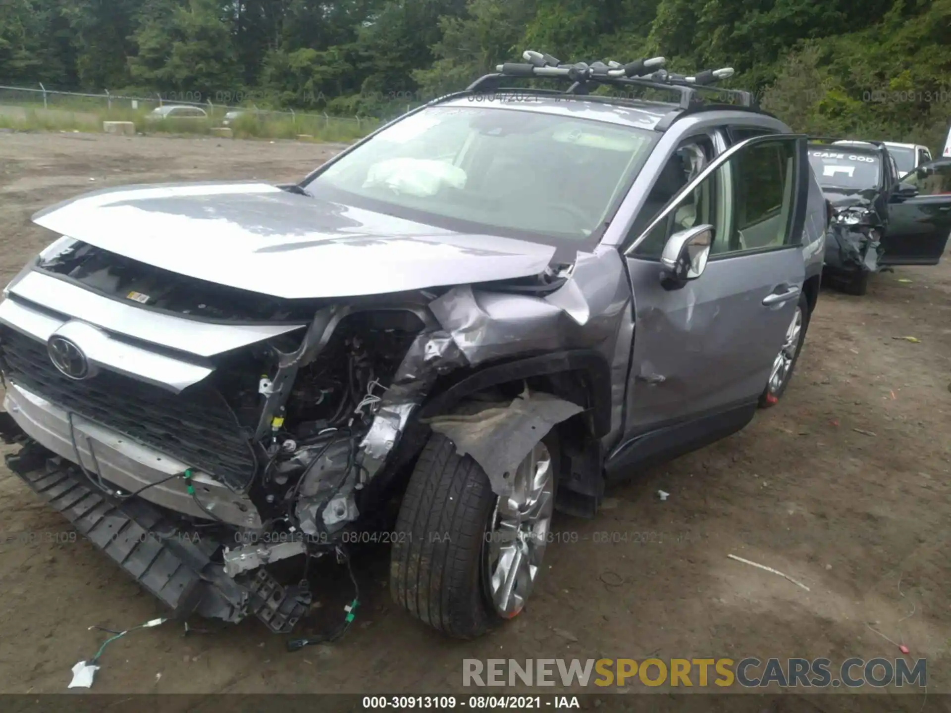 2 Photograph of a damaged car JTMA1RFV4KD041686 TOYOTA RAV4 2019