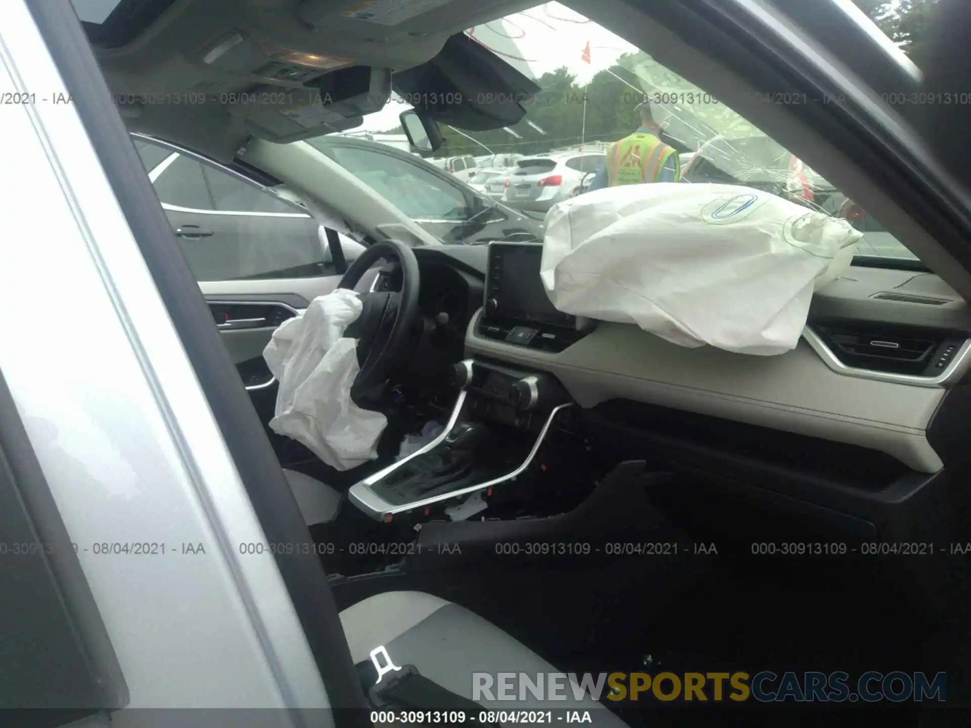 5 Photograph of a damaged car JTMA1RFV4KD041686 TOYOTA RAV4 2019