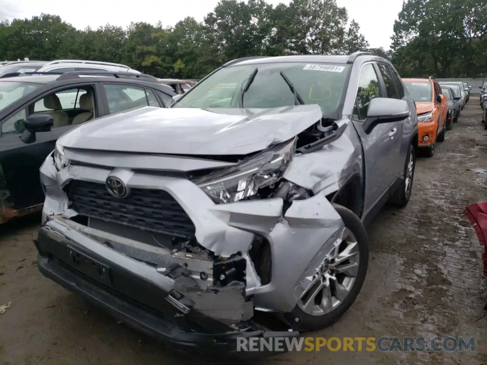 2 Photograph of a damaged car JTMA1RFV4KD042031 TOYOTA RAV4 2019