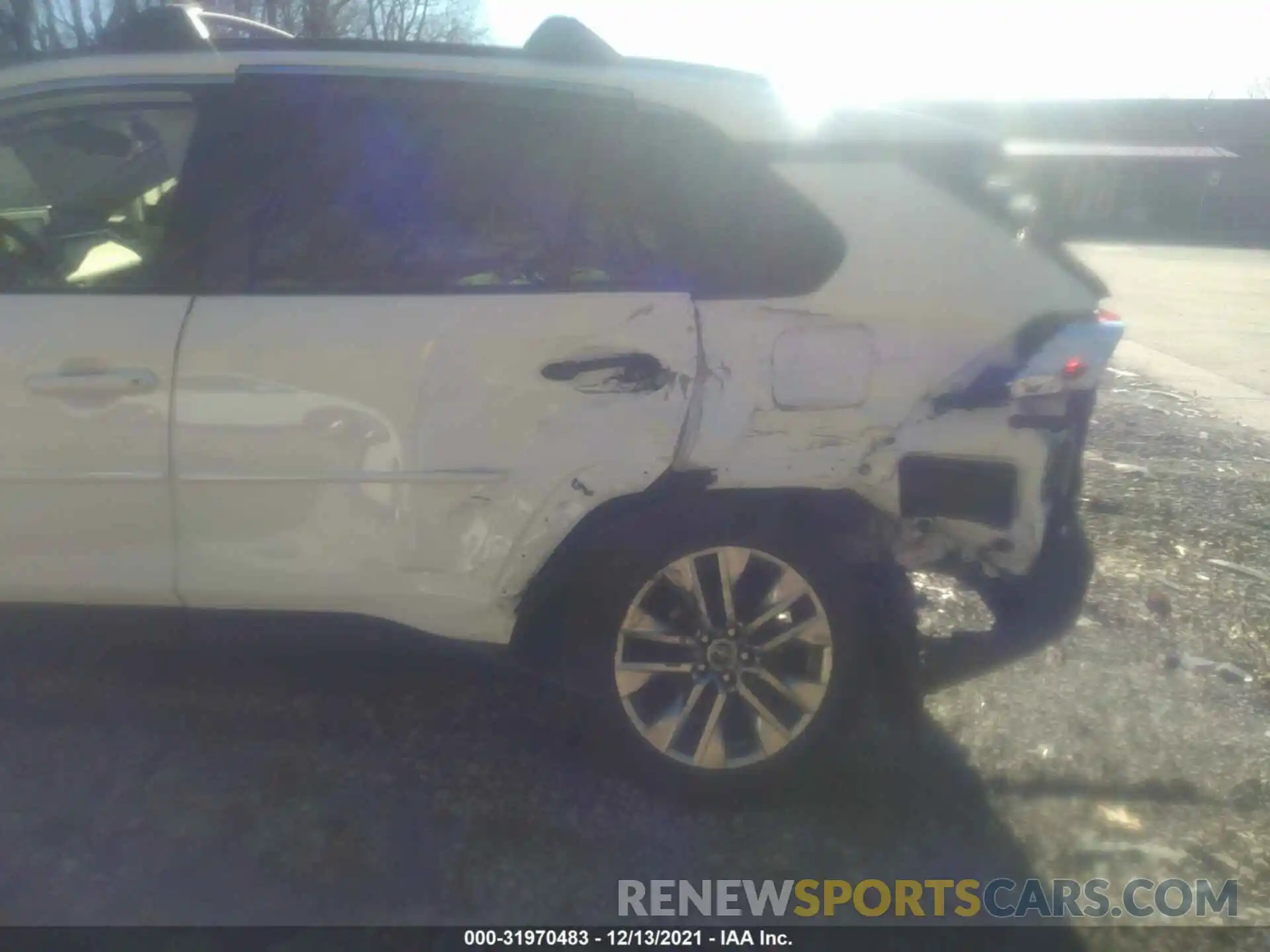 6 Photograph of a damaged car JTMA1RFV4KD502482 TOYOTA RAV4 2019