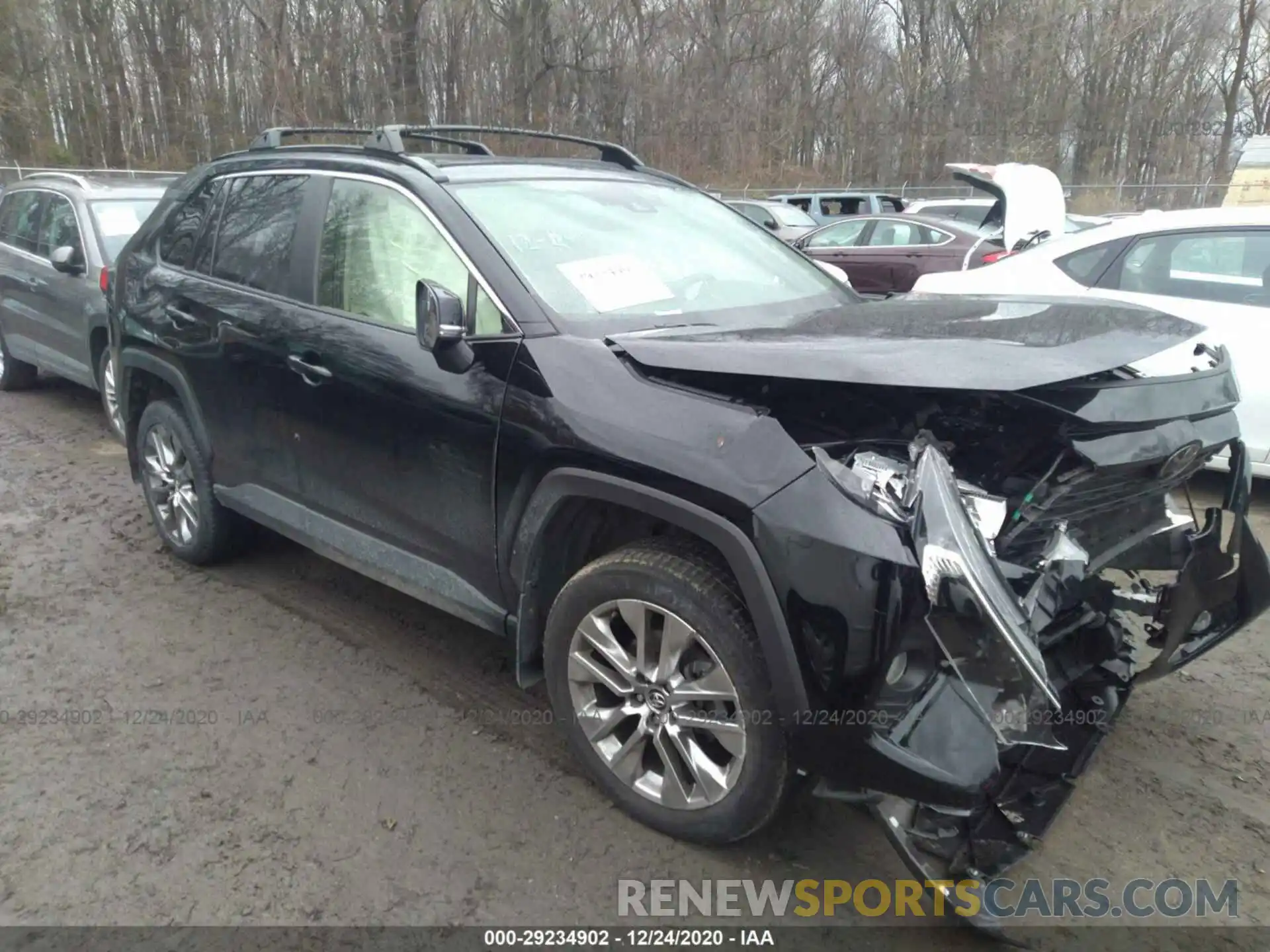 1 Photograph of a damaged car JTMA1RFV4KD504586 TOYOTA RAV4 2019