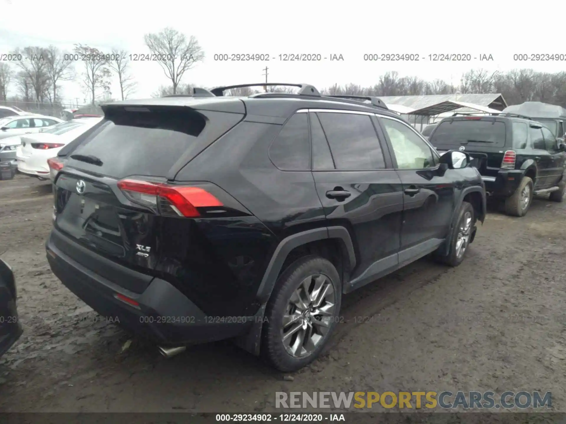 4 Photograph of a damaged car JTMA1RFV4KD504586 TOYOTA RAV4 2019