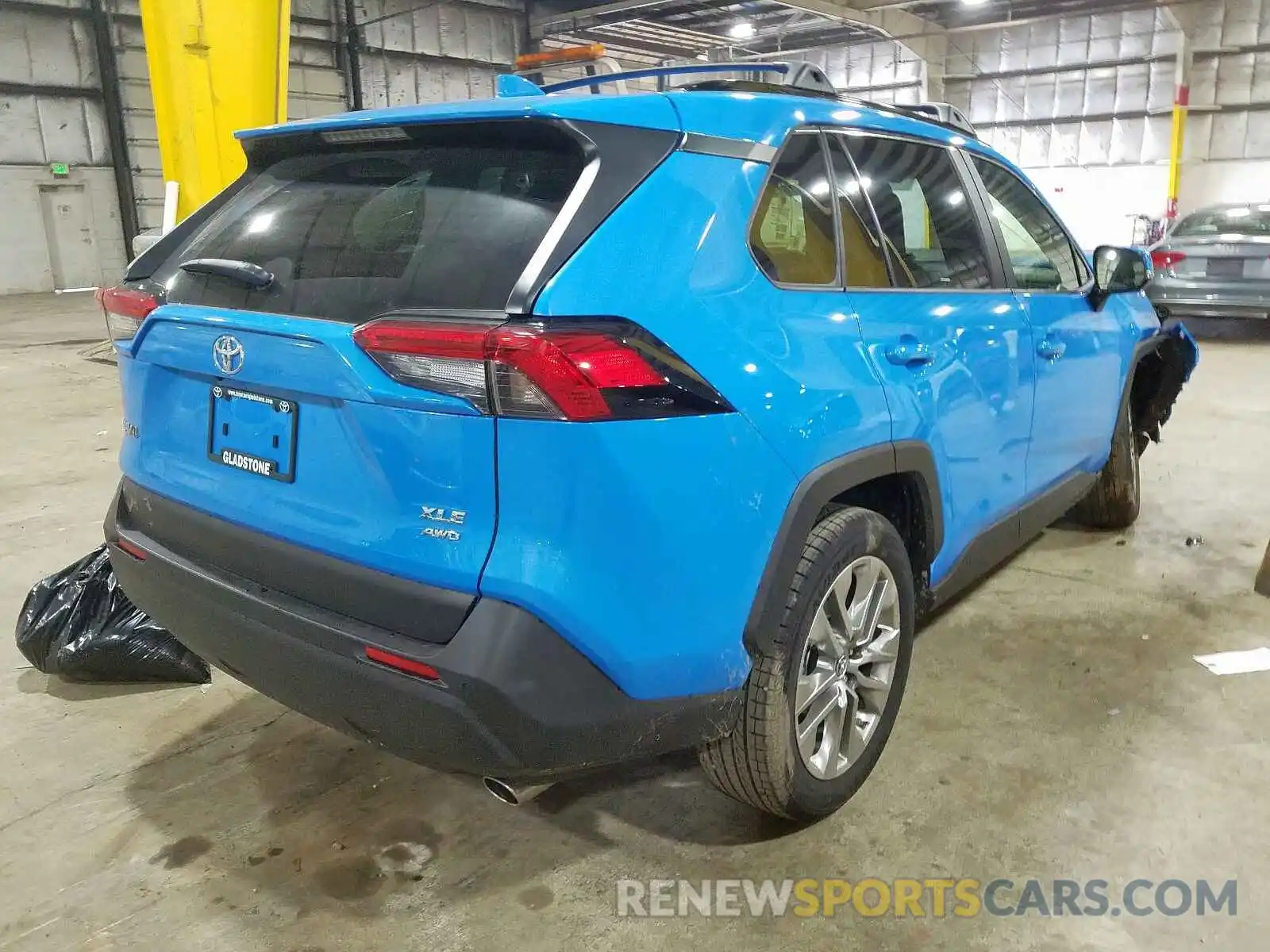 4 Photograph of a damaged car JTMA1RFV4KD507679 TOYOTA RAV4 2019