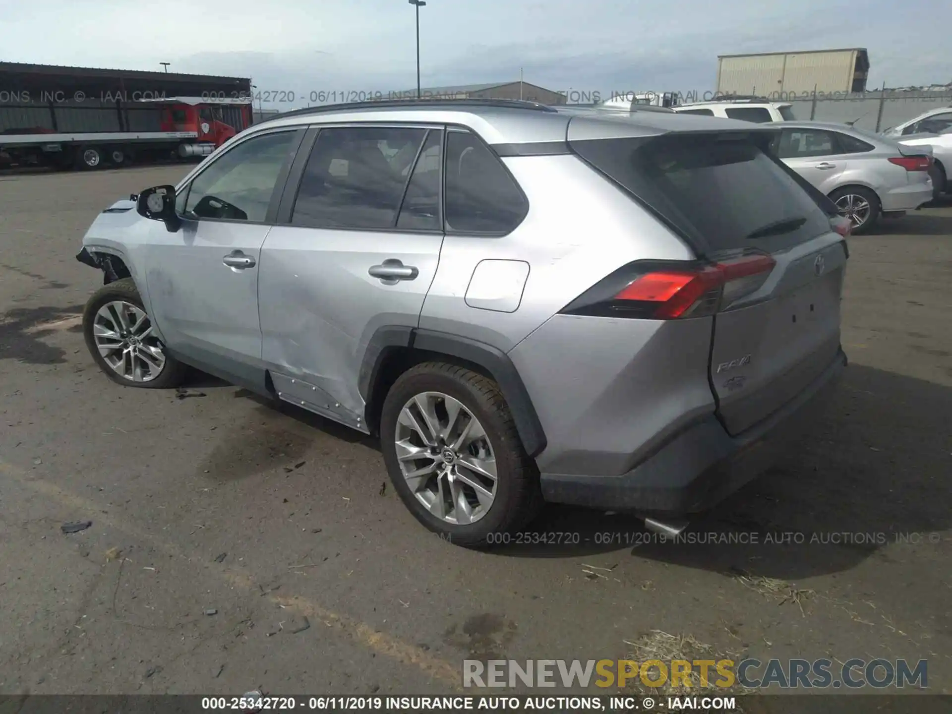 3 Photograph of a damaged car JTMA1RFV4KJ007765 TOYOTA RAV4 2019