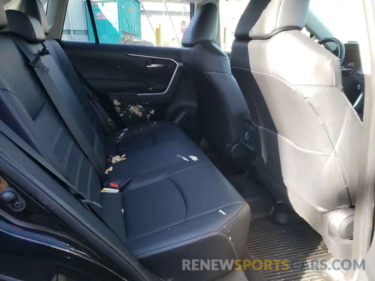 6 Photograph of a damaged car JTMA1RFV4KJ017454 TOYOTA RAV4 2019