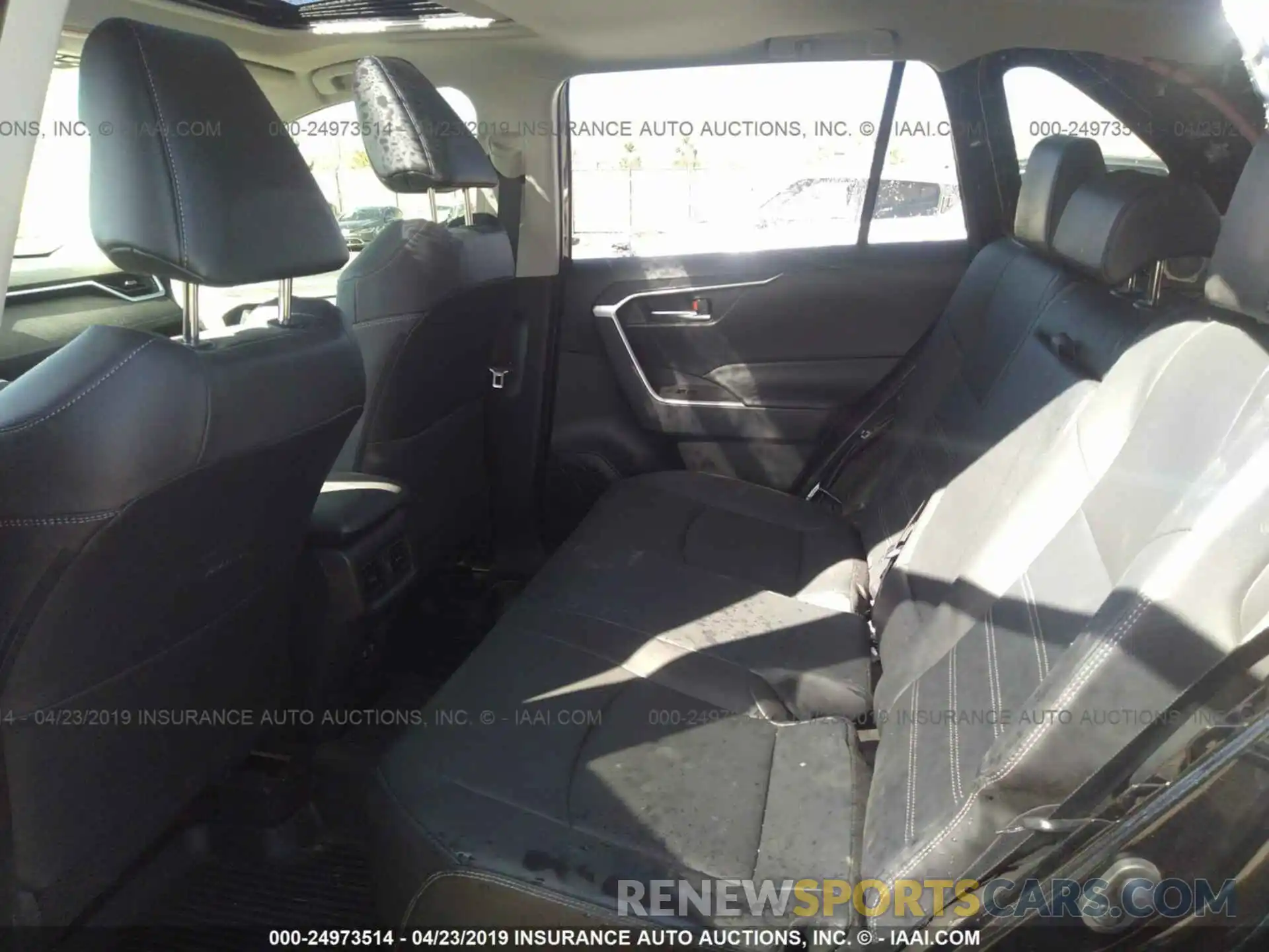 8 Photograph of a damaged car JTMA1RFV5KD005134 TOYOTA RAV4 2019