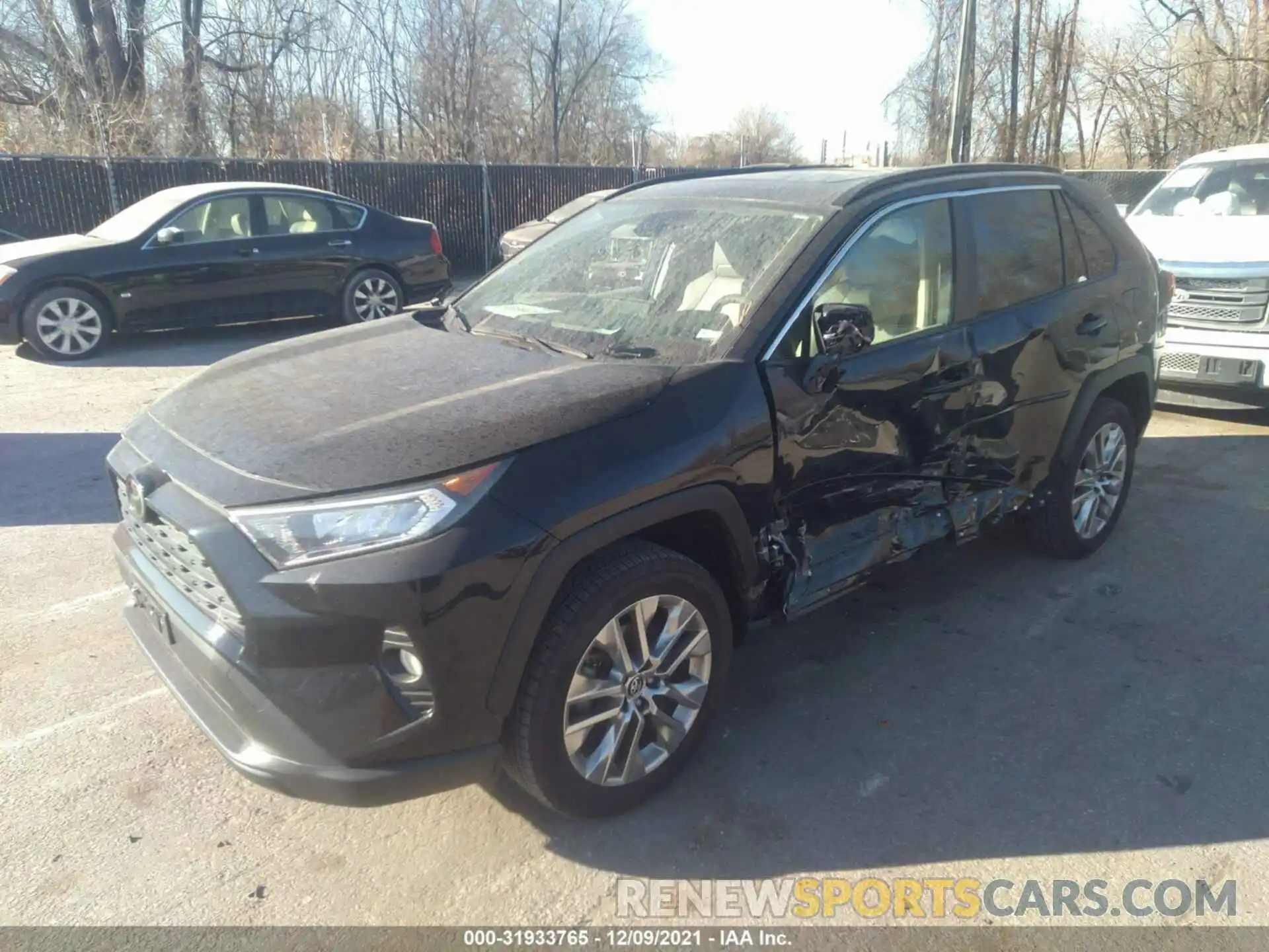 2 Фотография поврежденного автомобиля JTMA1RFV5KD012018 TOYOTA RAV4 2019