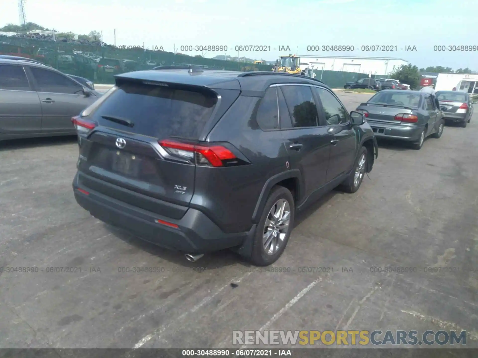 4 Photograph of a damaged car JTMA1RFV5KD018949 TOYOTA RAV4 2019