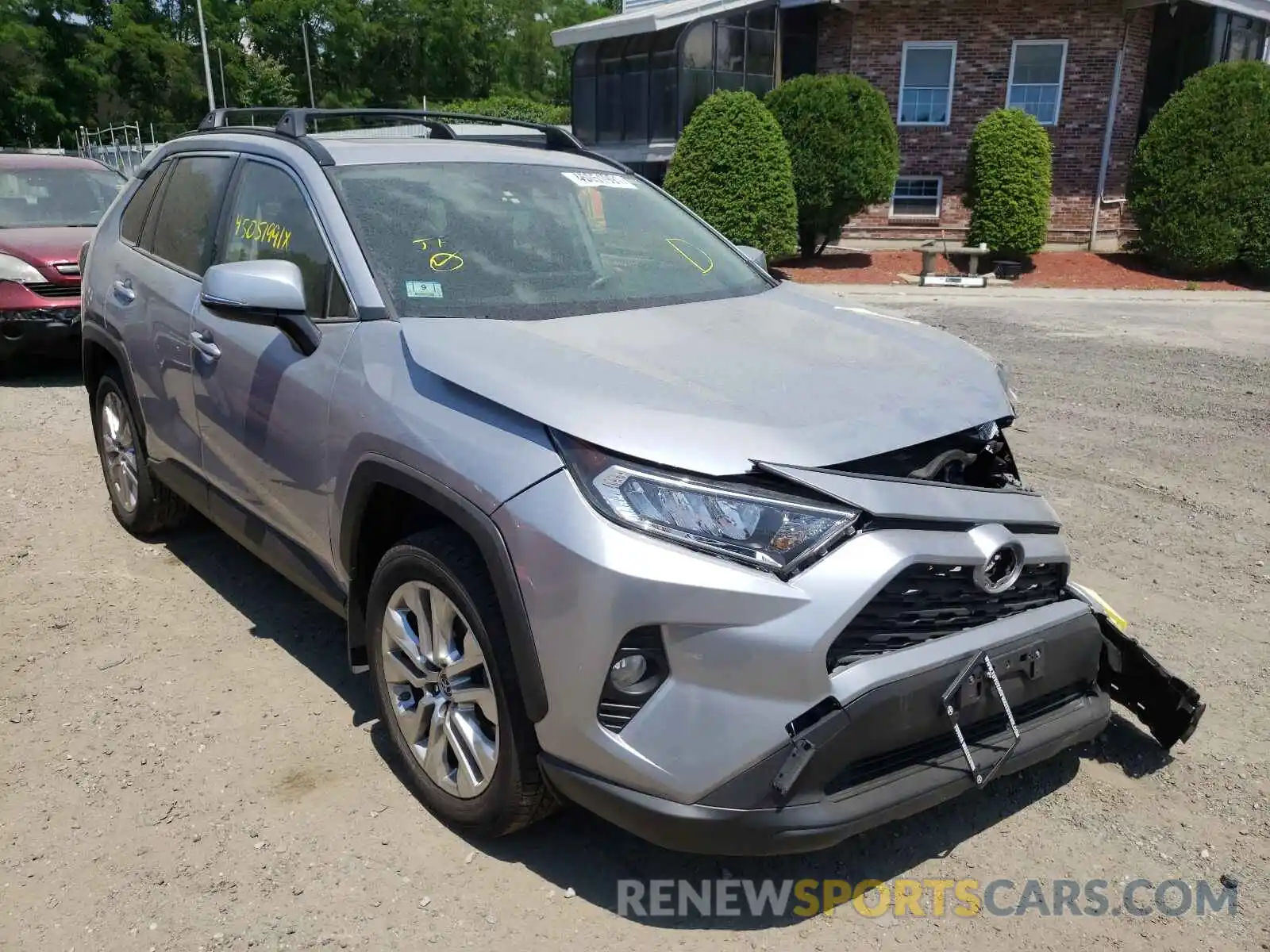 1 Photograph of a damaged car JTMA1RFV5KD031023 TOYOTA RAV4 2019