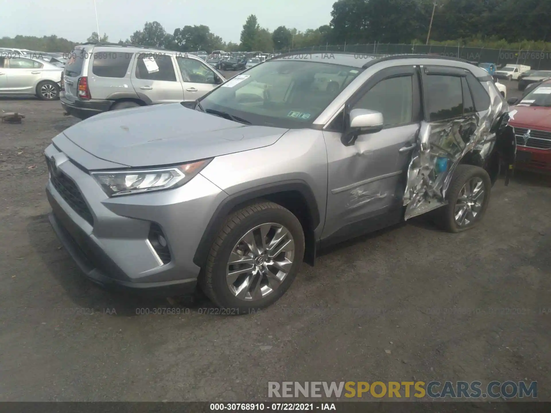 2 Photograph of a damaged car JTMA1RFV5KD509568 TOYOTA RAV4 2019