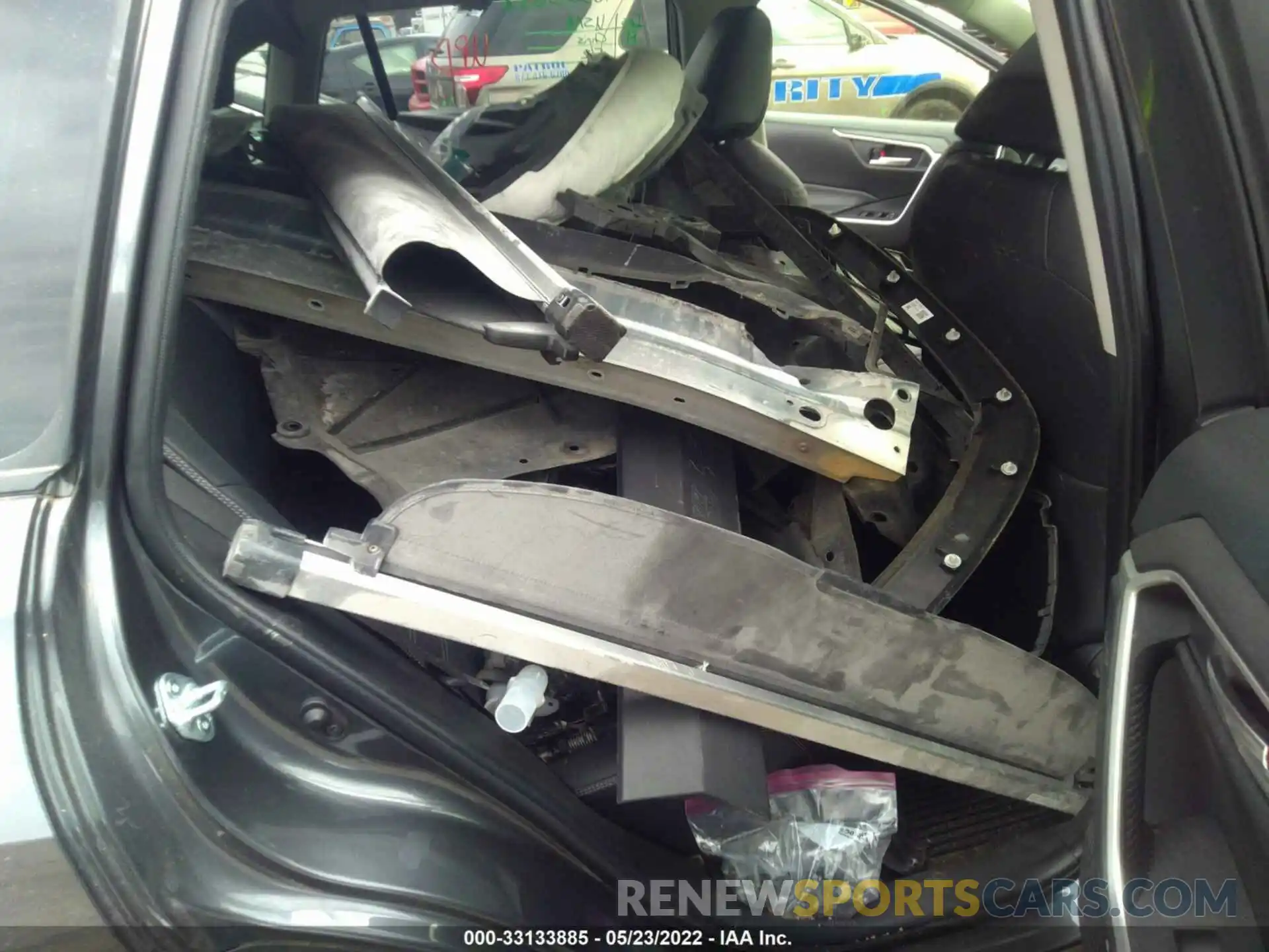 8 Photograph of a damaged car JTMA1RFV5KD514639 TOYOTA RAV4 2019