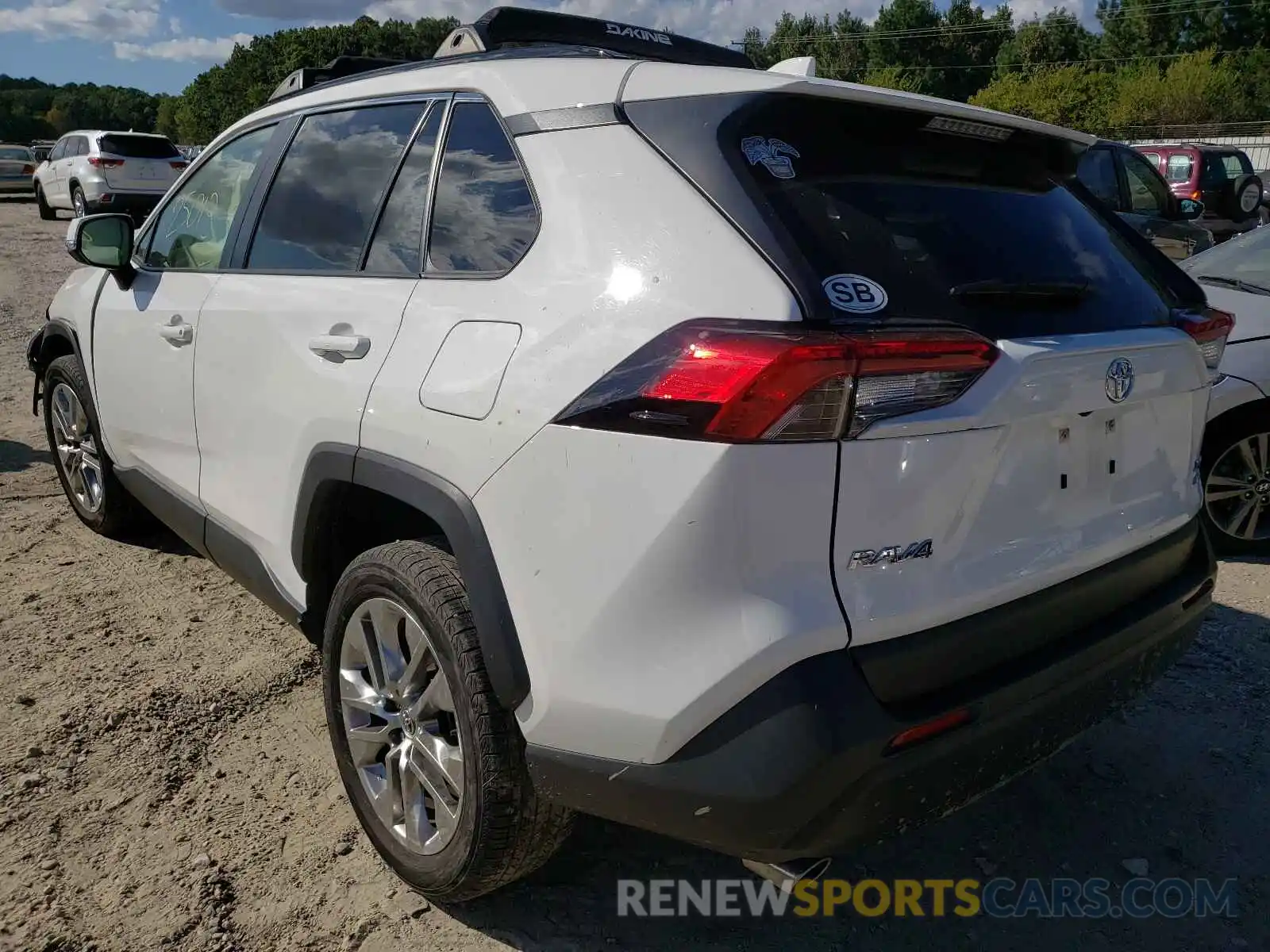 3 Photograph of a damaged car JTMA1RFV5KD515970 TOYOTA RAV4 2019