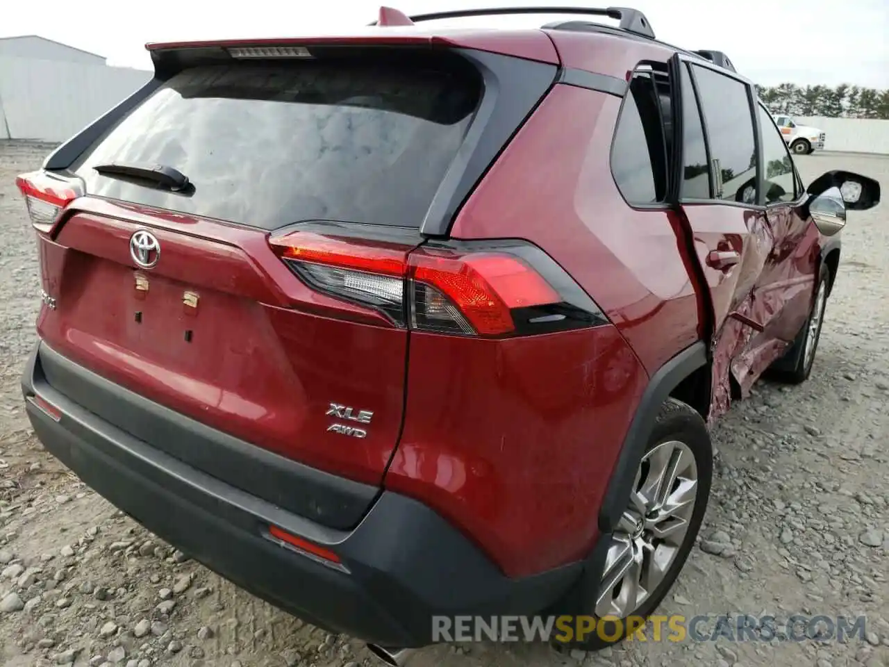 4 Photograph of a damaged car JTMA1RFV5KJ007533 TOYOTA RAV4 2019