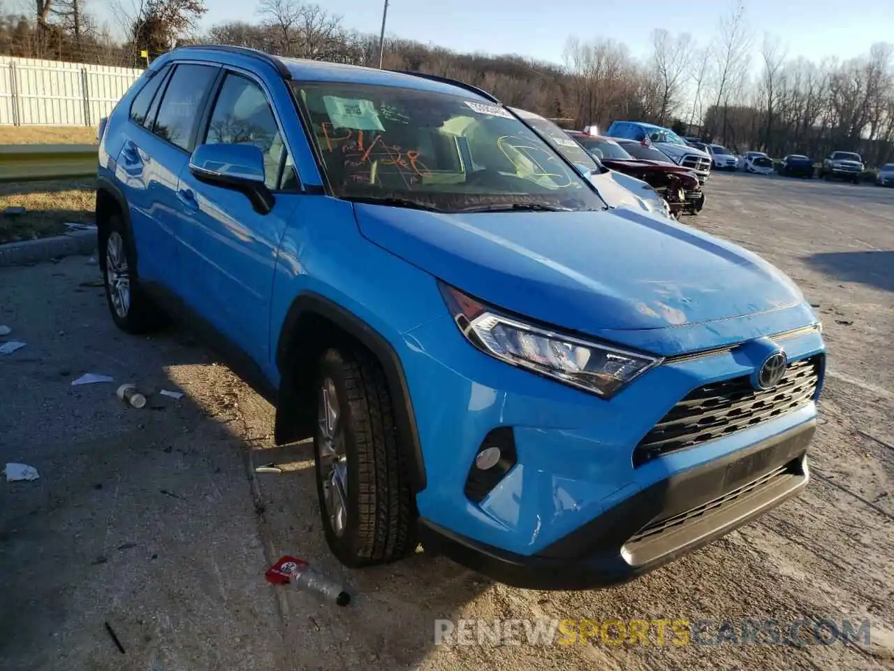 1 Фотография поврежденного автомобиля JTMA1RFV6KD009869 TOYOTA RAV4 2019