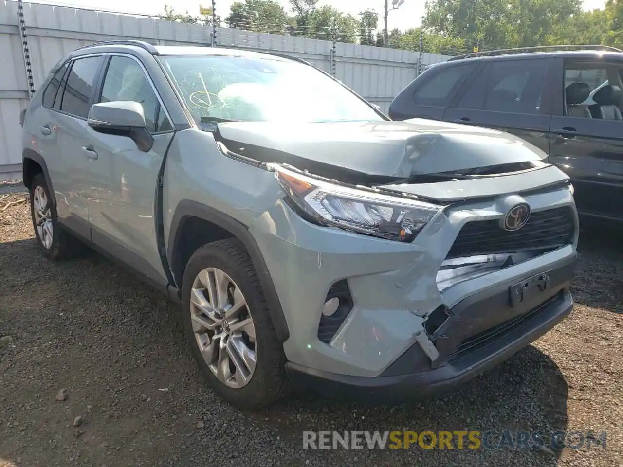 1 Photograph of a damaged car JTMA1RFV6KD025067 TOYOTA RAV4 2019