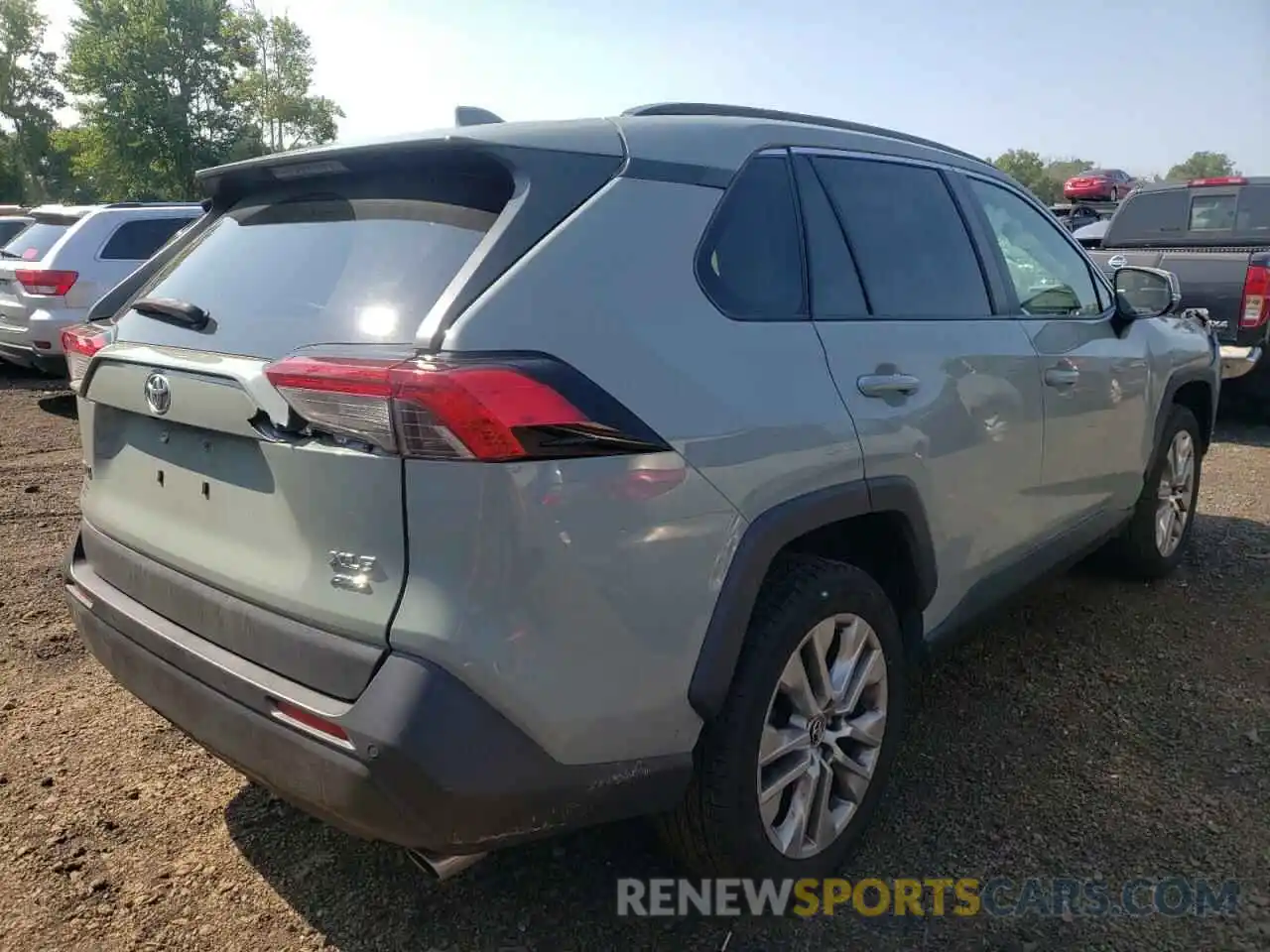 4 Photograph of a damaged car JTMA1RFV6KD025067 TOYOTA RAV4 2019