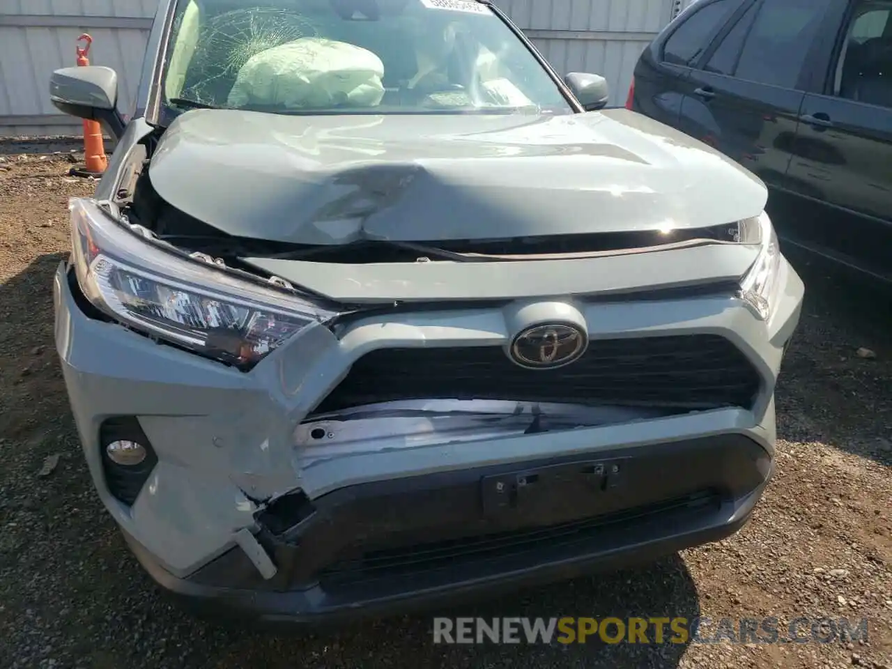 9 Photograph of a damaged car JTMA1RFV6KD025067 TOYOTA RAV4 2019