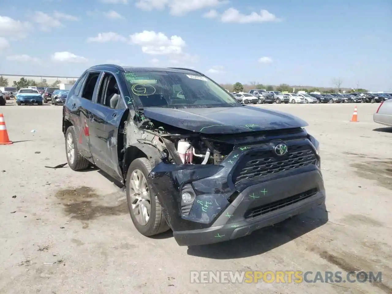 1 Photograph of a damaged car JTMA1RFV6KD029121 TOYOTA RAV4 2019