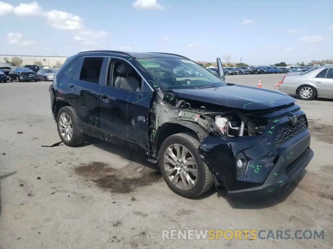 9 Photograph of a damaged car JTMA1RFV6KD029121 TOYOTA RAV4 2019