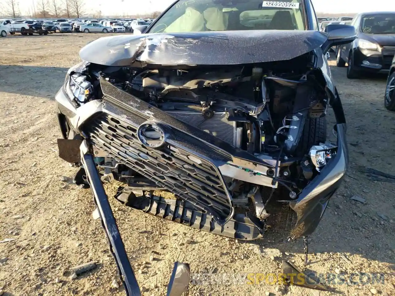 9 Photograph of a damaged car JTMA1RFV6KD029989 TOYOTA RAV4 2019