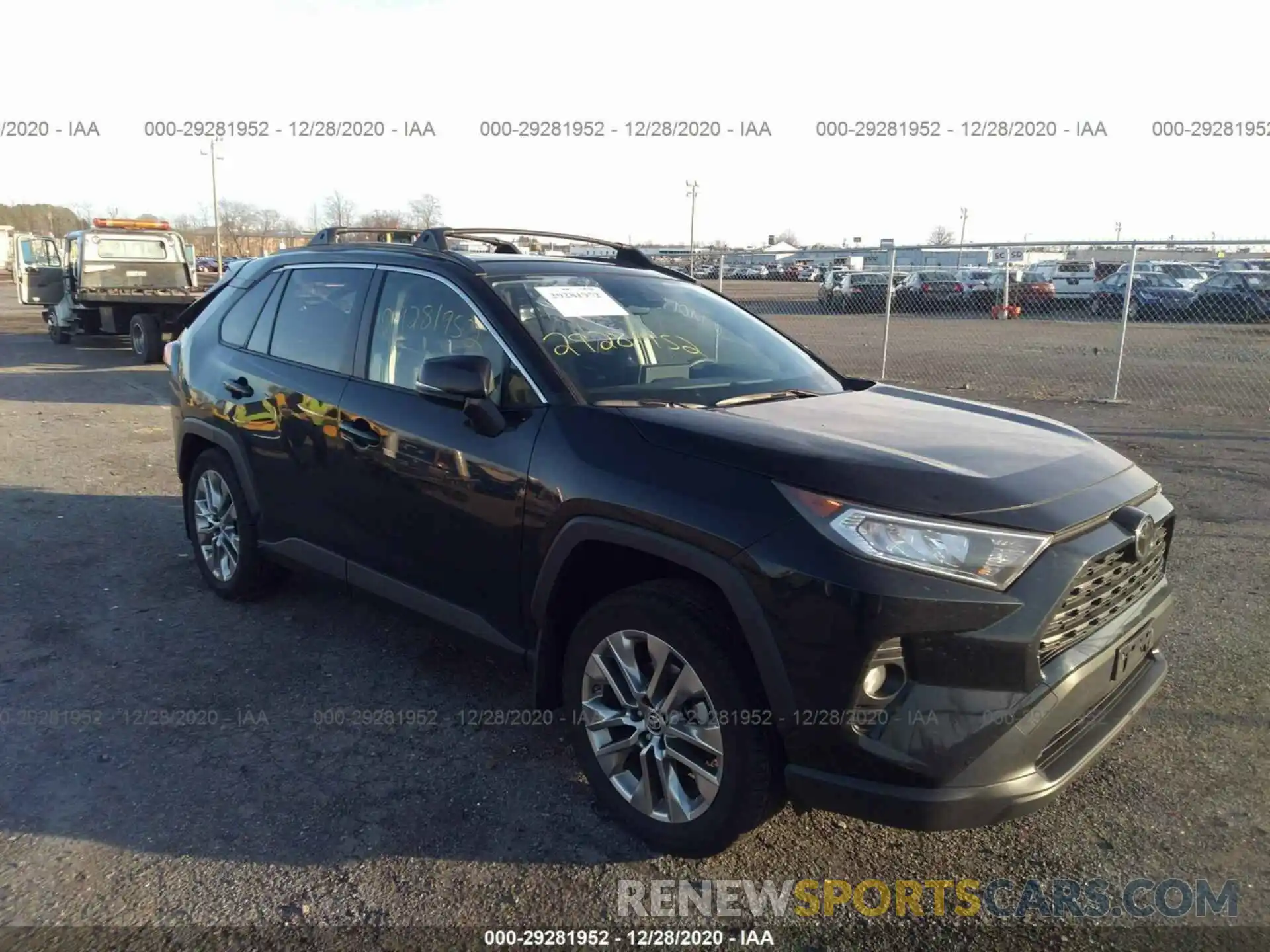 1 Photograph of a damaged car JTMA1RFV6KD041172 TOYOTA RAV4 2019