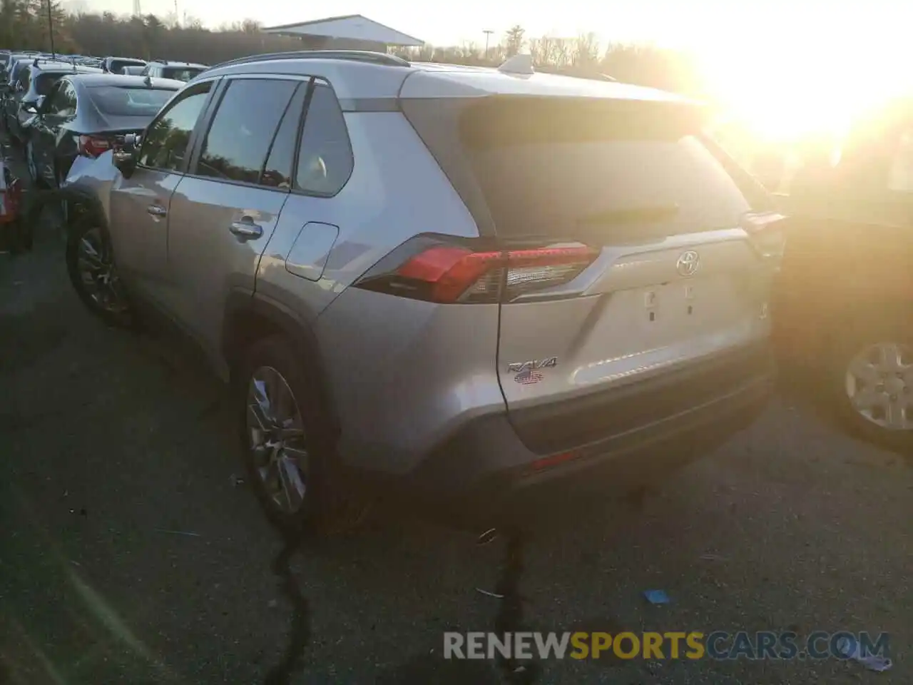 3 Photograph of a damaged car JTMA1RFV6KD503696 TOYOTA RAV4 2019