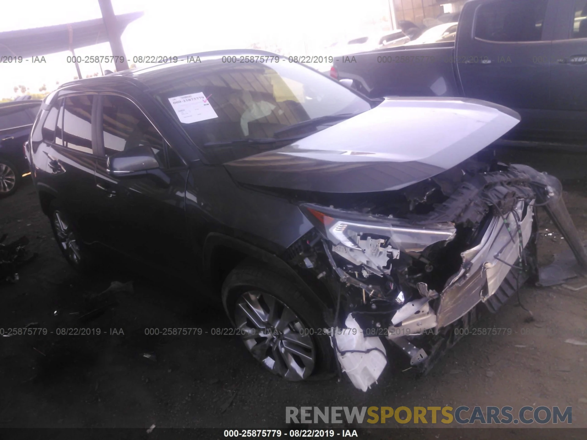 1 Photograph of a damaged car JTMA1RFV6KD519736 TOYOTA RAV4 2019