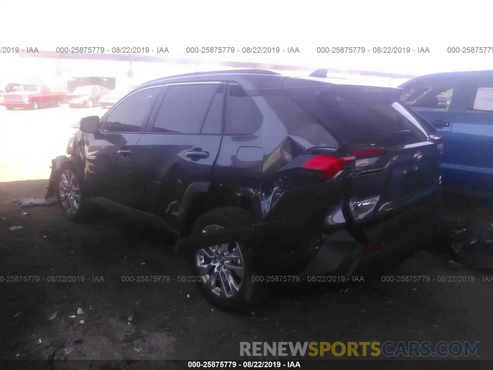 3 Photograph of a damaged car JTMA1RFV6KD519736 TOYOTA RAV4 2019