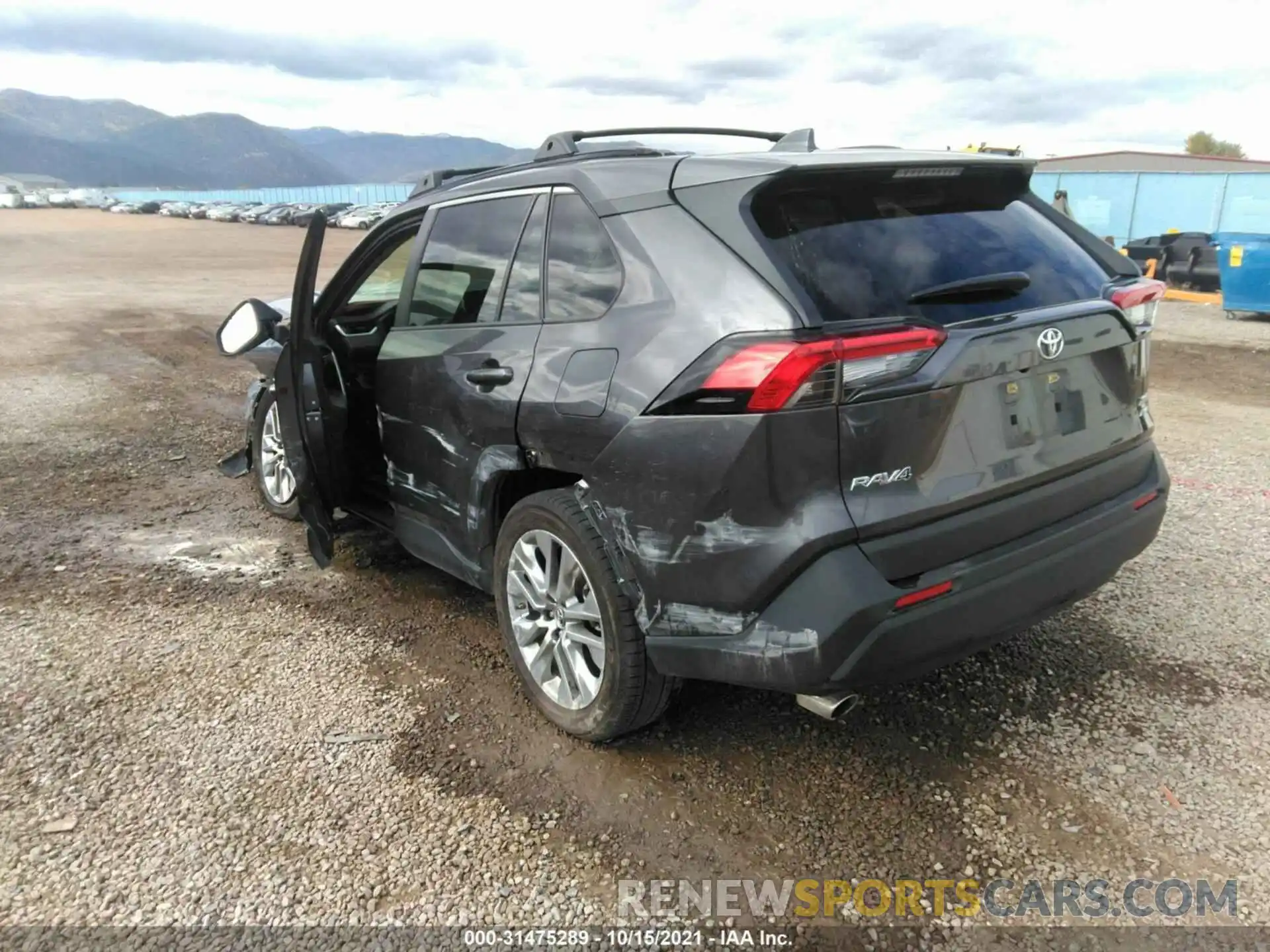 3 Photograph of a damaged car JTMA1RFV6KJ002521 TOYOTA RAV4 2019