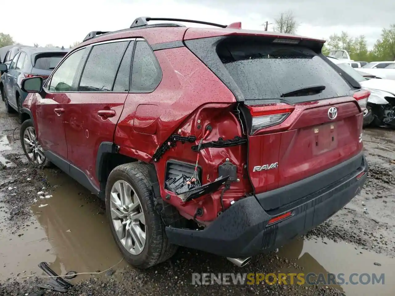 3 Photograph of a damaged car JTMA1RFV6KJ025099 TOYOTA RAV4 2019