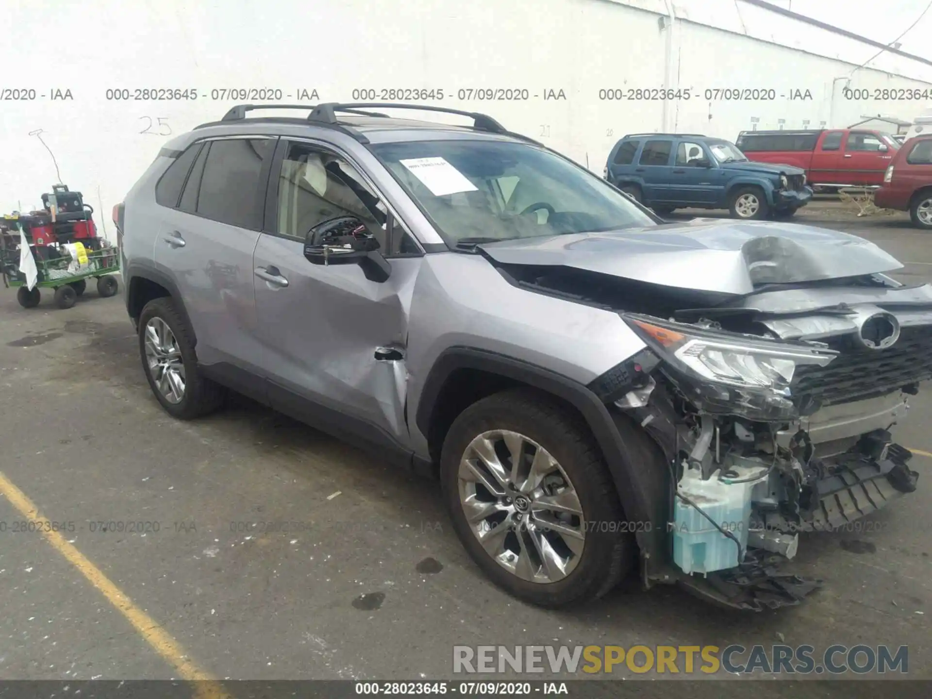 1 Photograph of a damaged car JTMA1RFV7KD003661 TOYOTA RAV4 2019