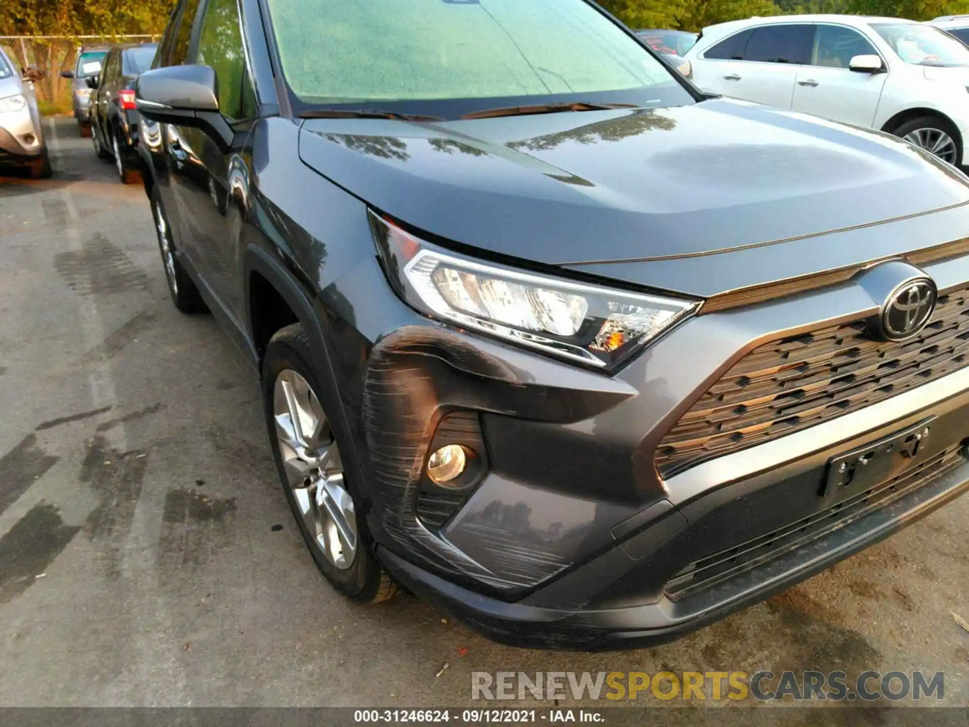 6 Фотография поврежденного автомобиля JTMA1RFV7KD015518 TOYOTA RAV4 2019