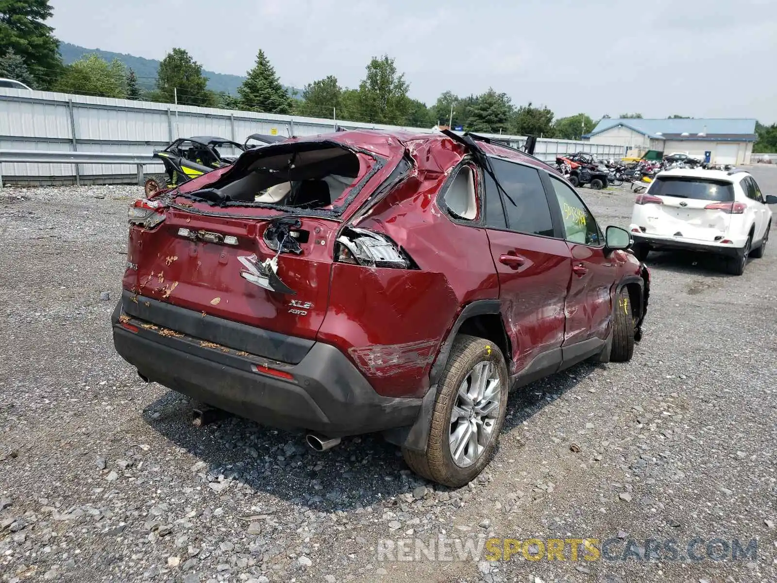 4 Photograph of a damaged car JTMA1RFV7KD022145 TOYOTA RAV4 2019