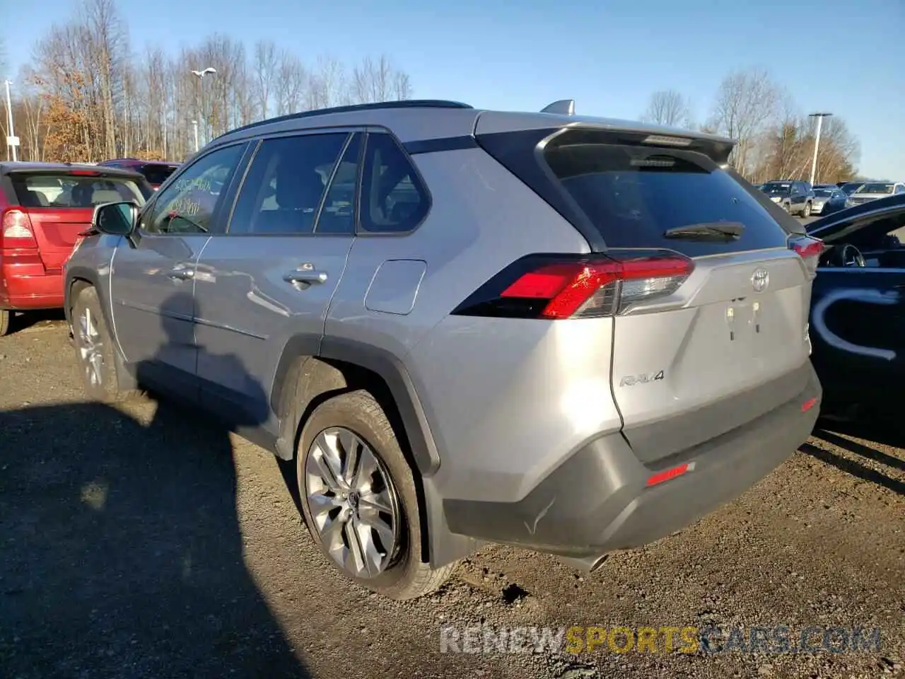 3 Photograph of a damaged car JTMA1RFV7KD046221 TOYOTA RAV4 2019