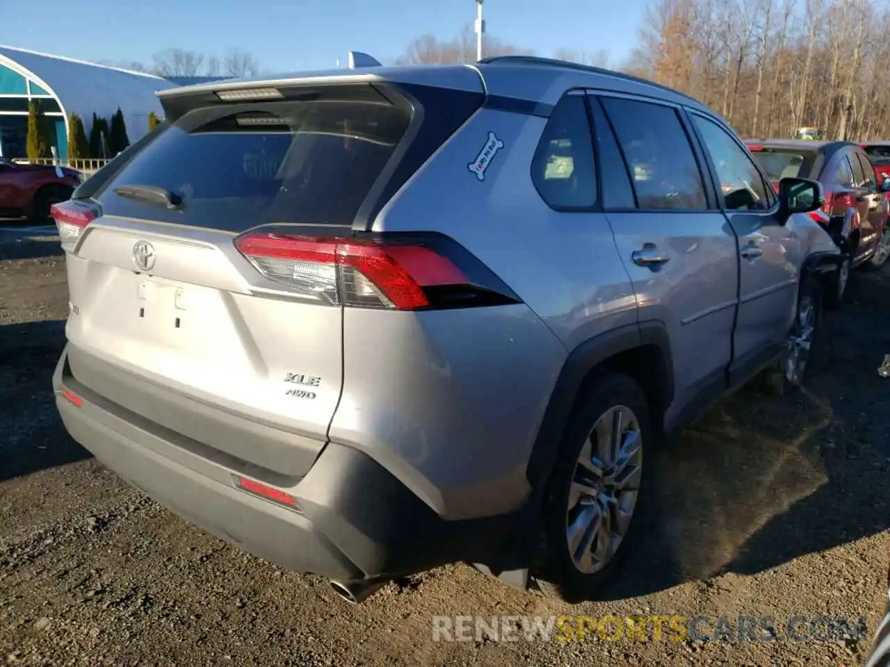 4 Photograph of a damaged car JTMA1RFV7KD046221 TOYOTA RAV4 2019