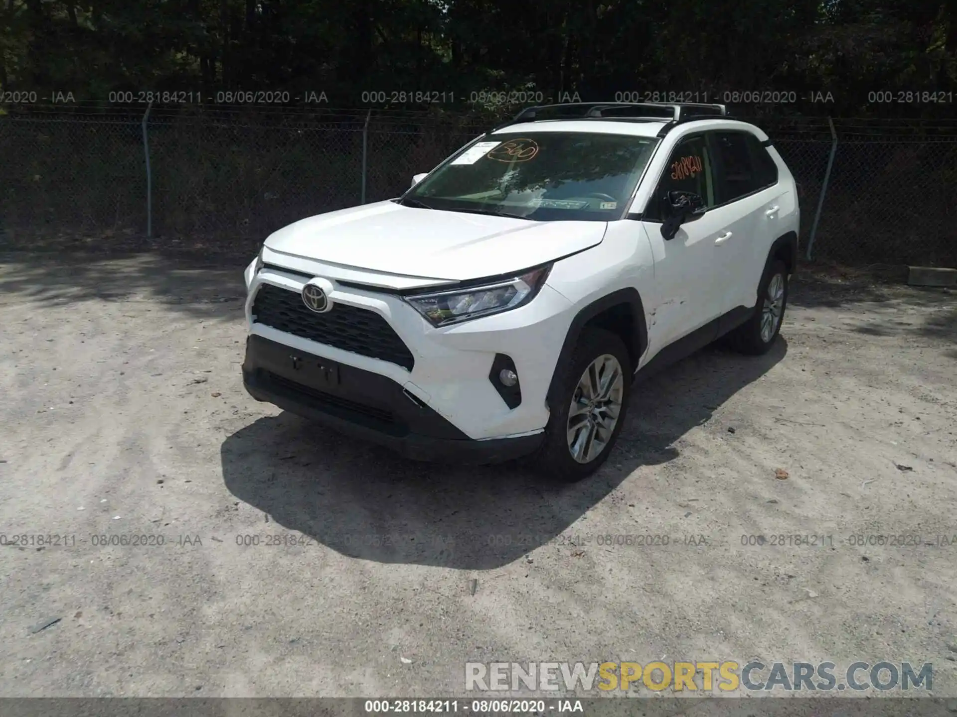 2 Photograph of a damaged car JTMA1RFV7KD502296 TOYOTA RAV4 2019