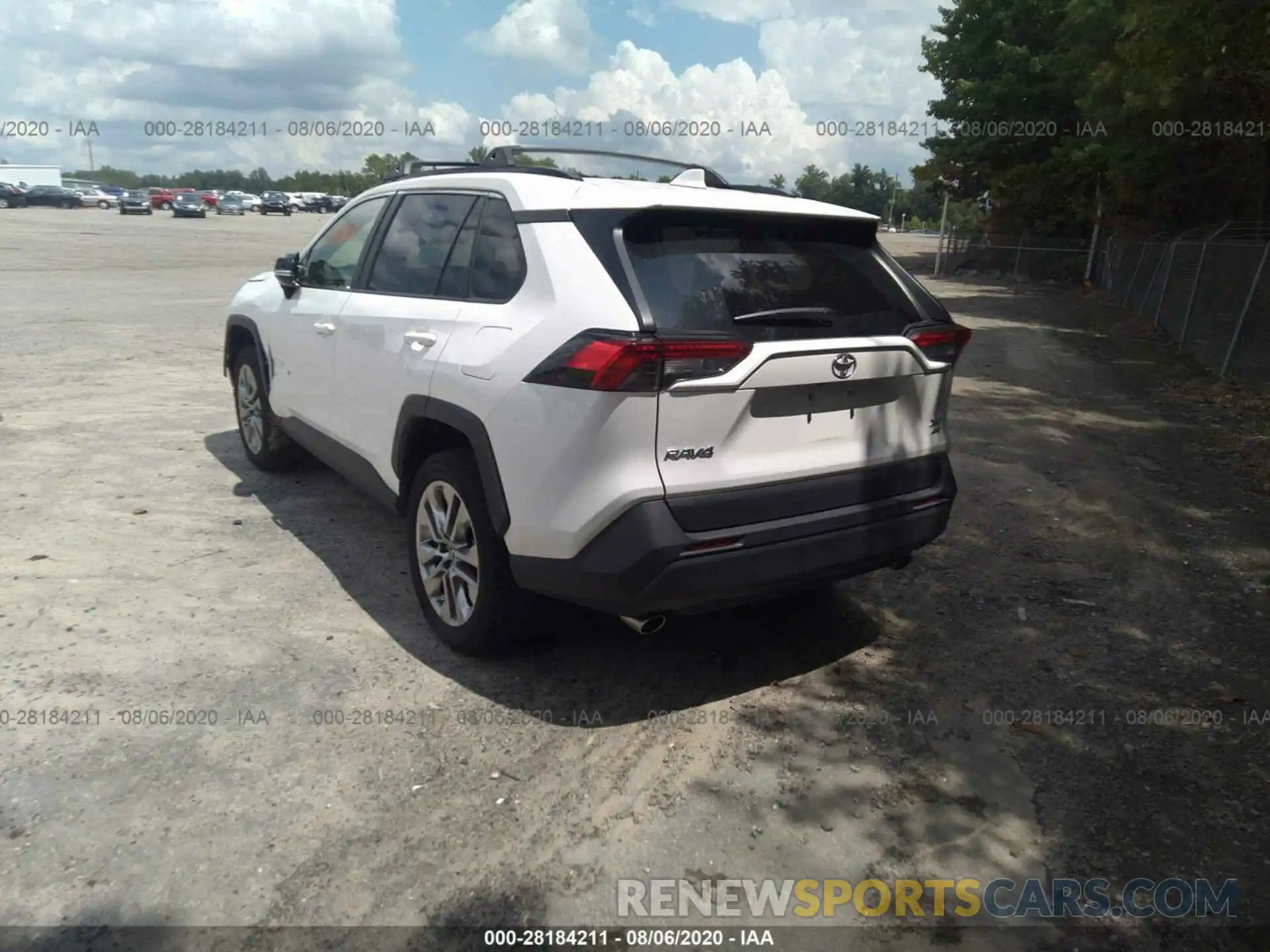 3 Photograph of a damaged car JTMA1RFV7KD502296 TOYOTA RAV4 2019