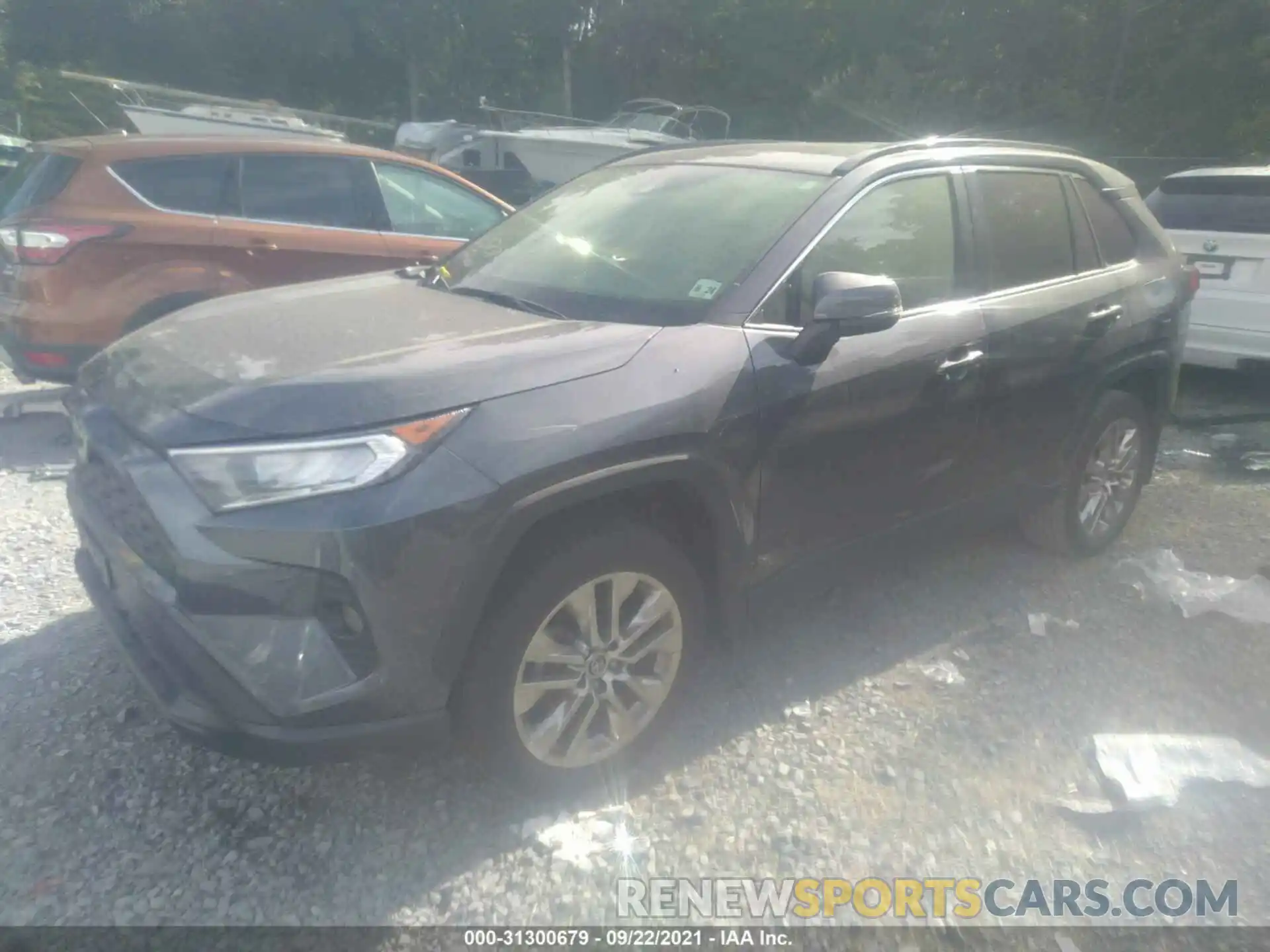 2 Photograph of a damaged car JTMA1RFV7KD510480 TOYOTA RAV4 2019