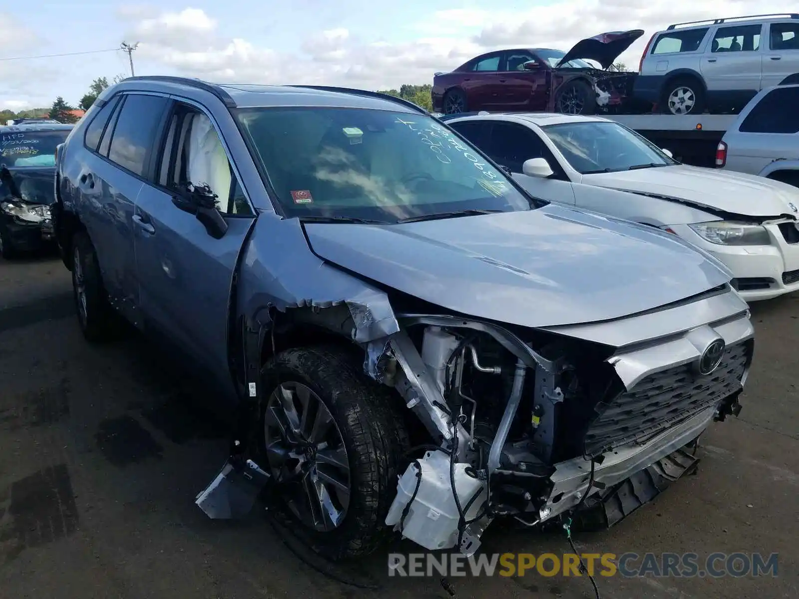 1 Photograph of a damaged car JTMA1RFV7KD514643 TOYOTA RAV4 2019