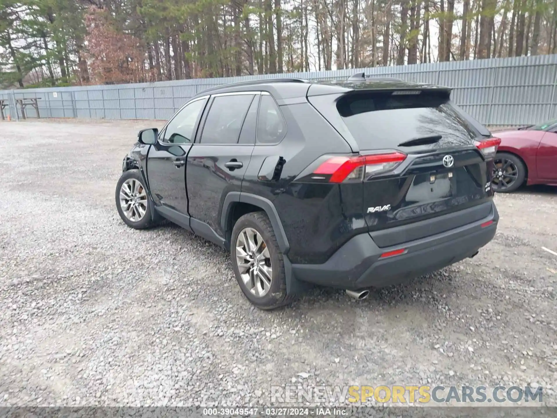 3 Photograph of a damaged car JTMA1RFV7KJ001636 TOYOTA RAV4 2019