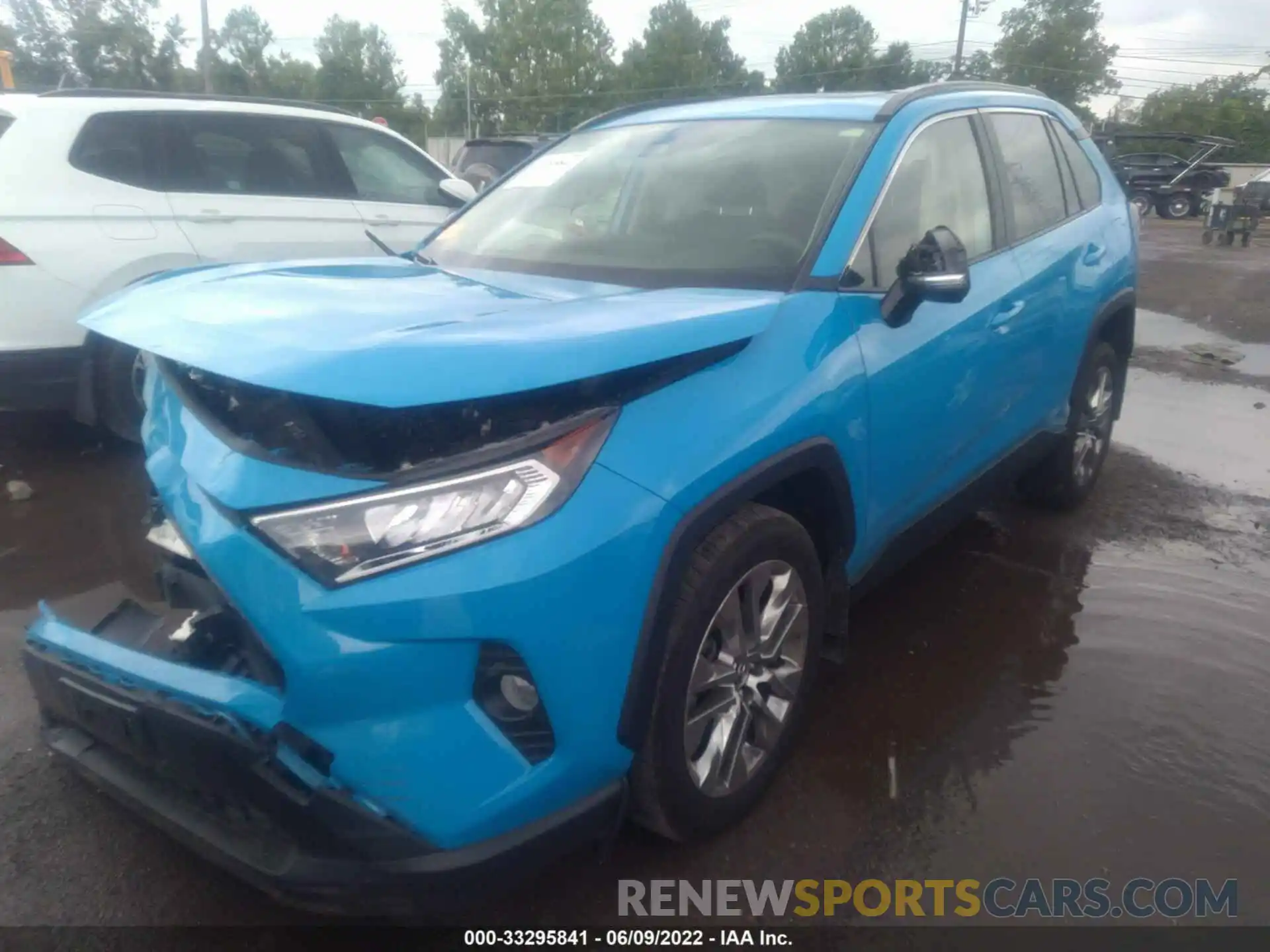 2 Photograph of a damaged car JTMA1RFV7KJ002477 TOYOTA RAV4 2019