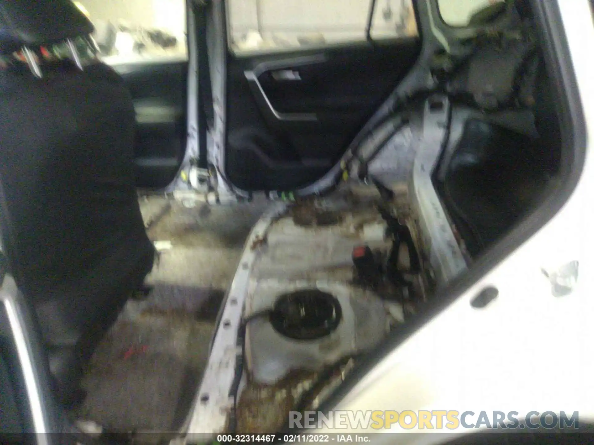 8 Photograph of a damaged car JTMA1RFV8KD003622 TOYOTA RAV4 2019