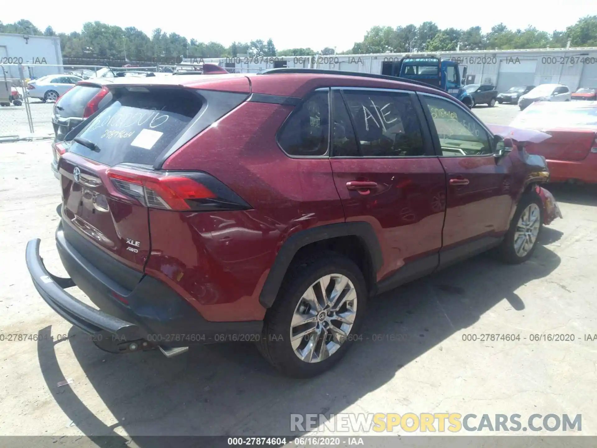 4 Photograph of a damaged car JTMA1RFV8KD011994 TOYOTA RAV4 2019