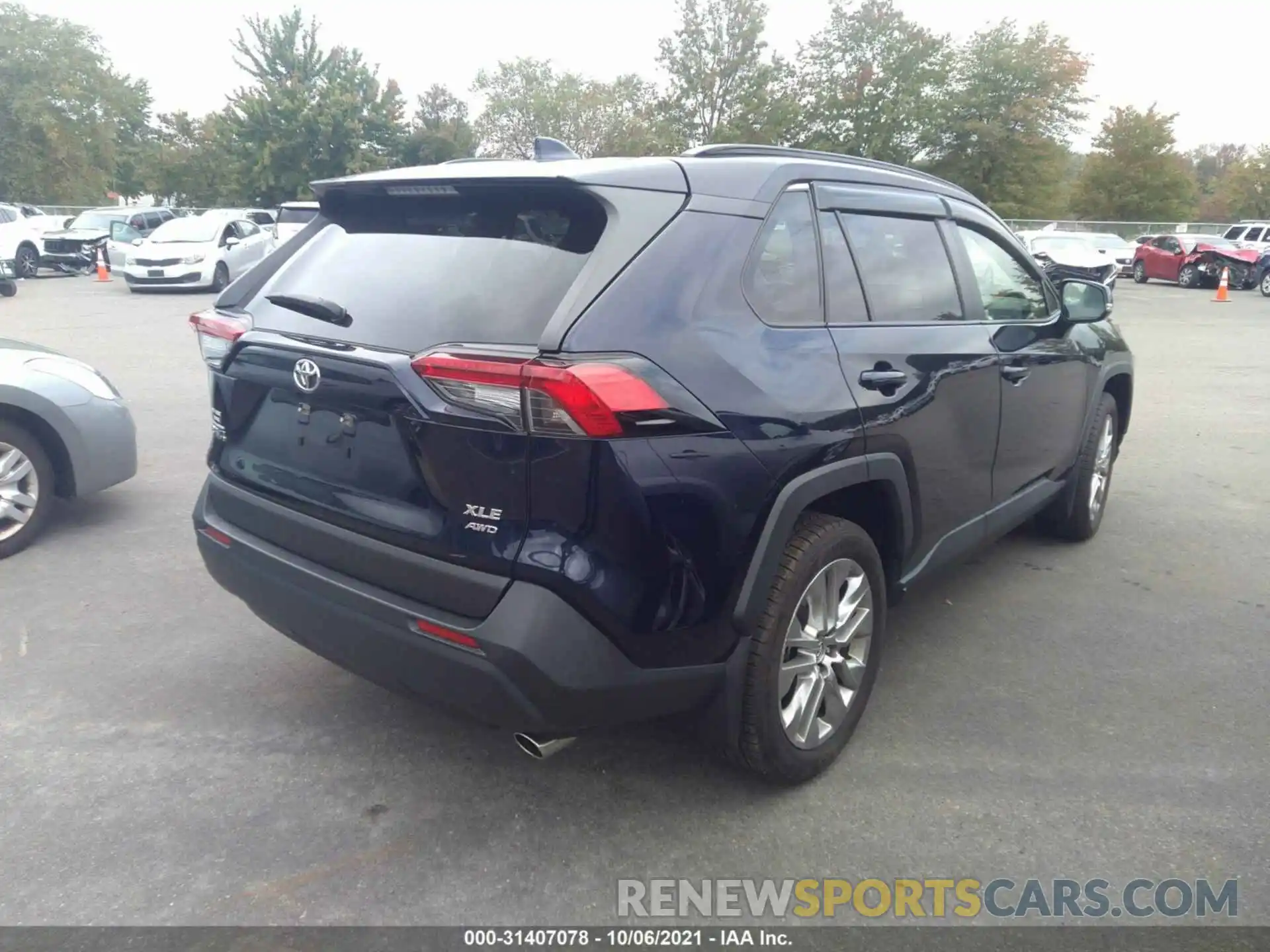 4 Photograph of a damaged car JTMA1RFV8KD022252 TOYOTA RAV4 2019