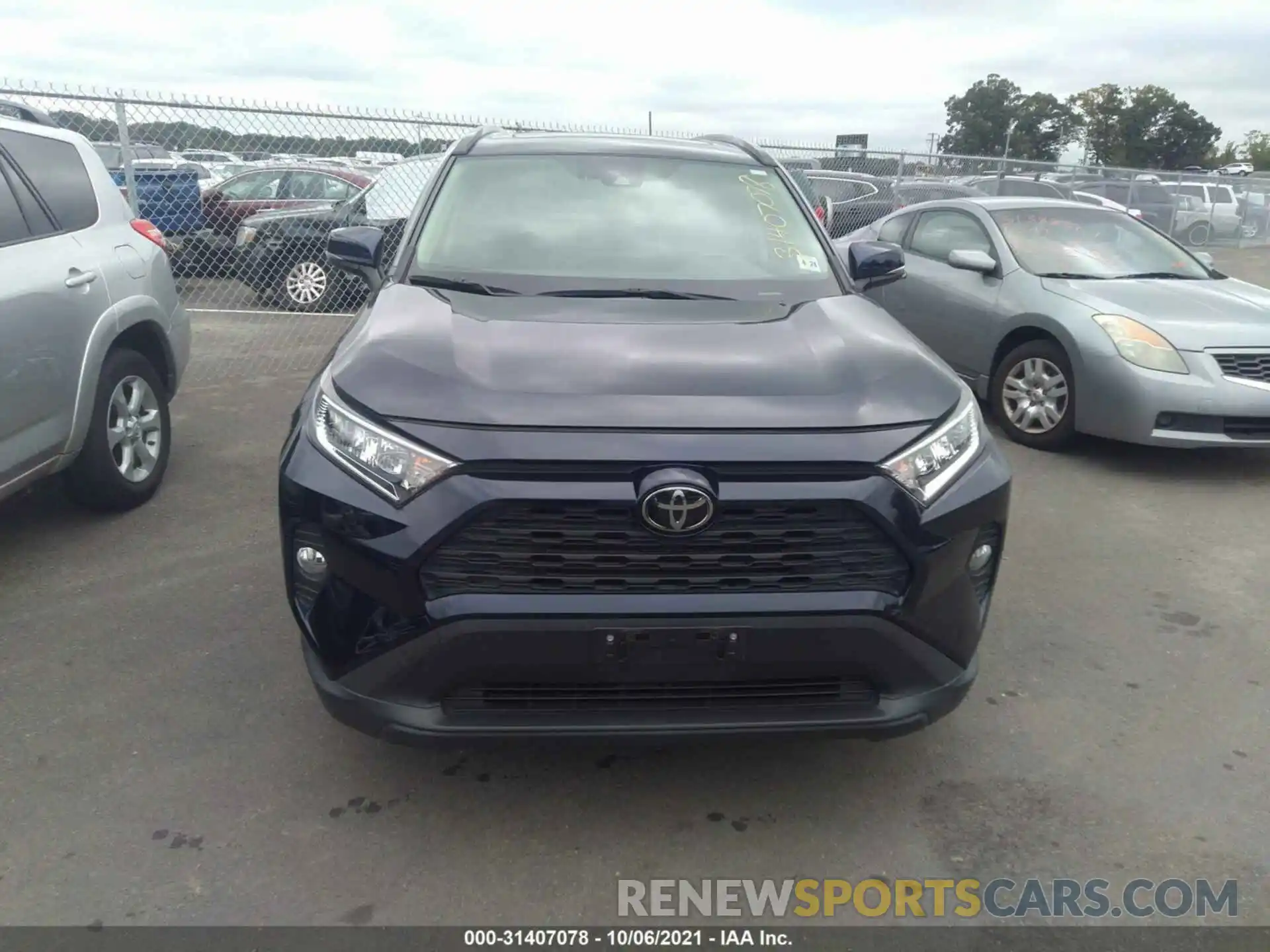 6 Photograph of a damaged car JTMA1RFV8KD022252 TOYOTA RAV4 2019