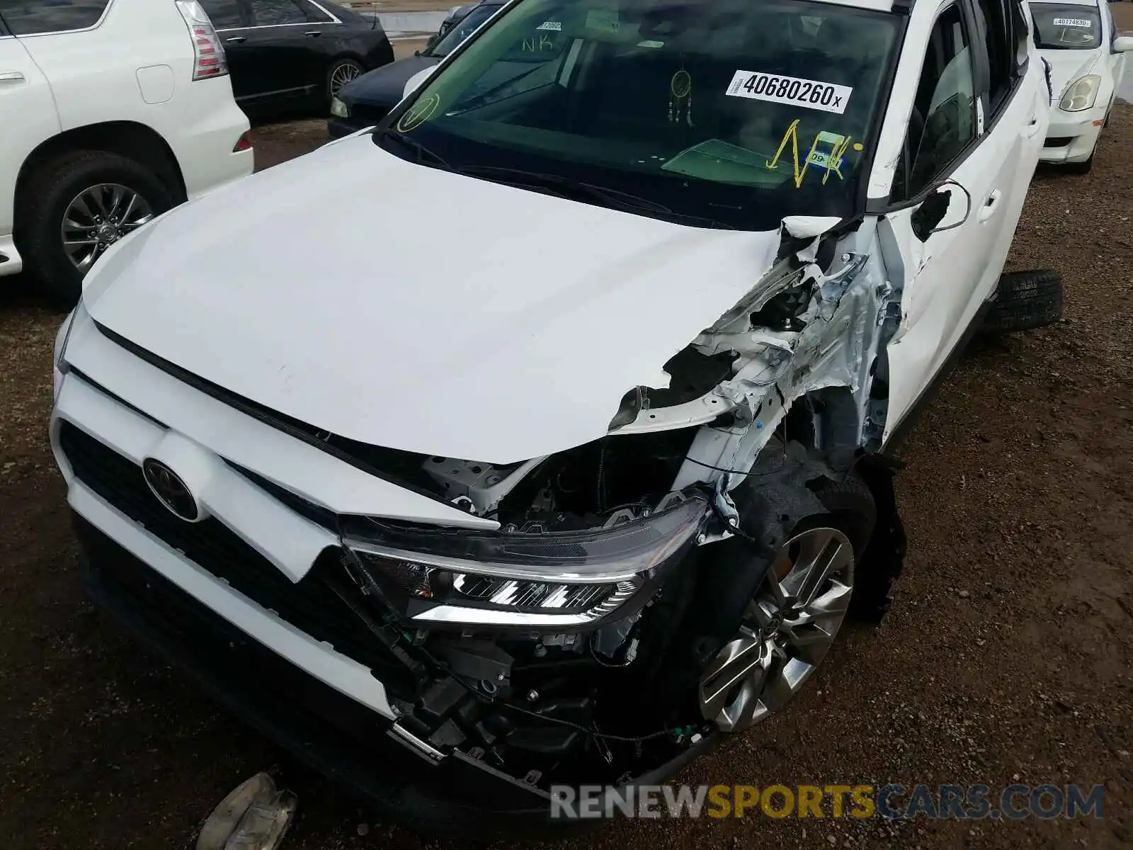 9 Photograph of a damaged car JTMA1RFV8KD040573 TOYOTA RAV4 2019