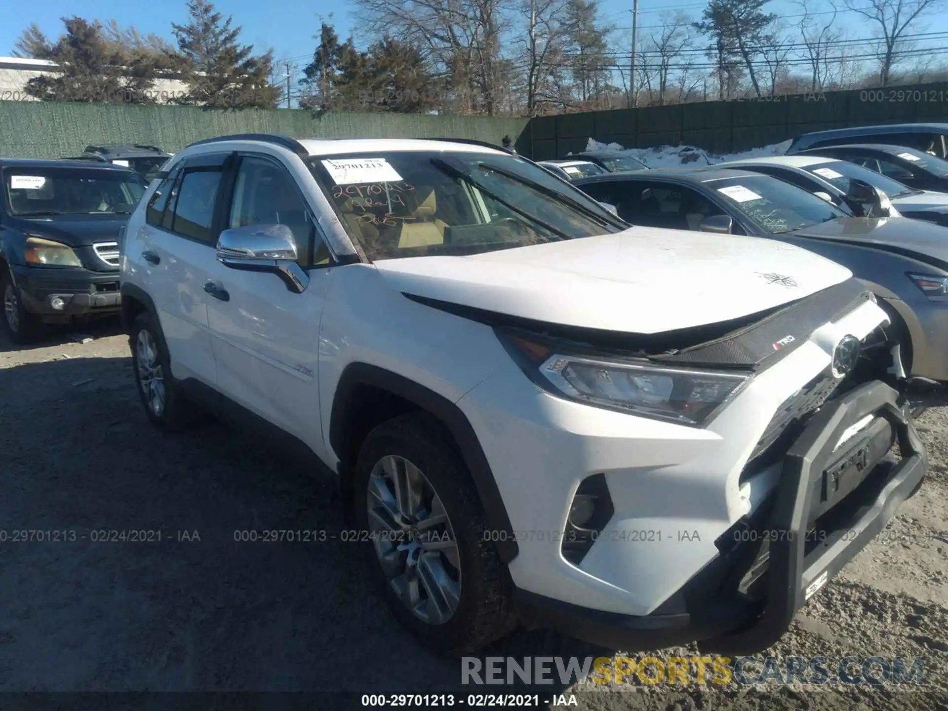 1 Photograph of a damaged car JTMA1RFV8KD043795 TOYOTA RAV4 2019