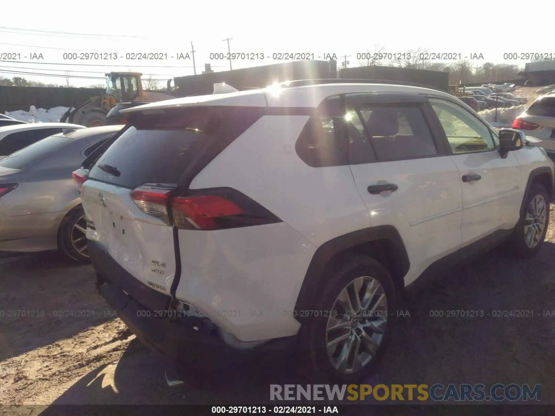 4 Photograph of a damaged car JTMA1RFV8KD043795 TOYOTA RAV4 2019